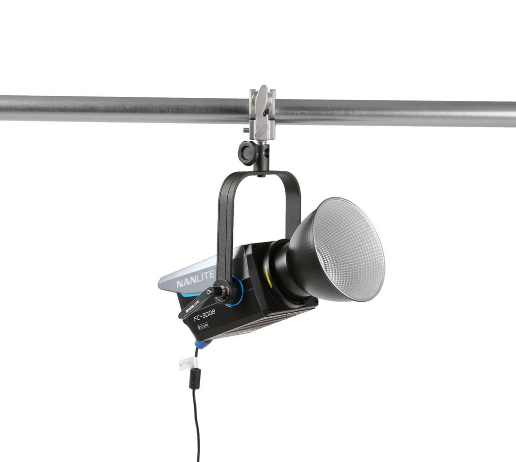 NANLITE FC-300B Bi-Color Reportage- und Studio-Scheinwerfer