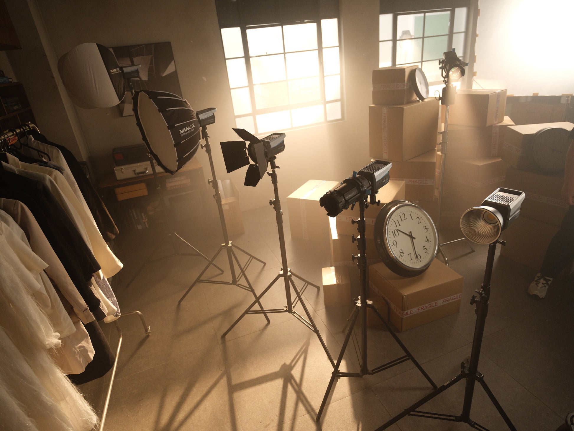 NANLITE FC-60B Bi-Color Reportage- und Studio-Scheinwerfer
