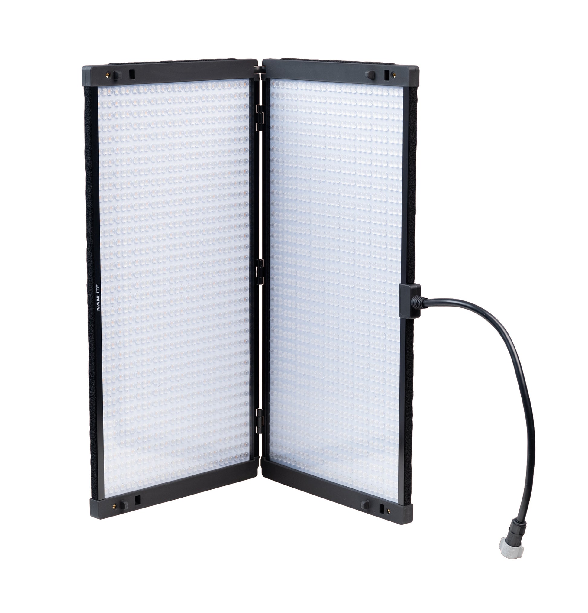 NANLITE PavoSlim 240C Full-Color Multifunktions-Flächenleuchte