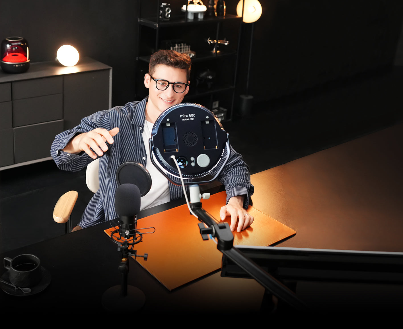 NANLITE miro 60c Full-Color Flächenleuchte